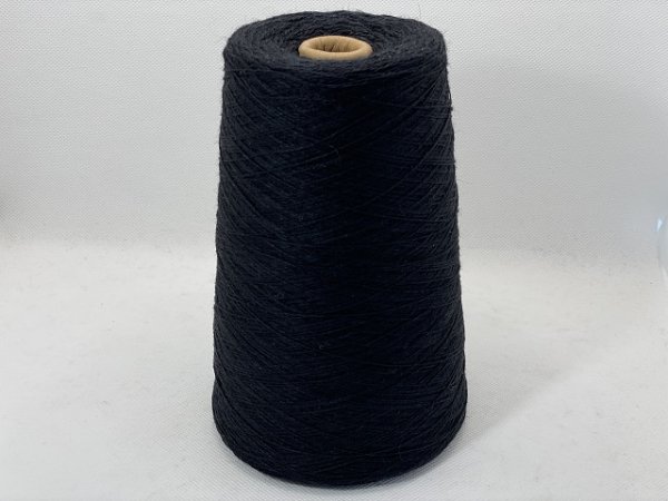 画像1: Y☆『アンゴラウール混２本撚糸2/26』黒1個380g☆ (1)